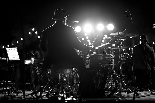 Das Schlagzeug ist ebenfalls eines der Instrumente des Jazz.