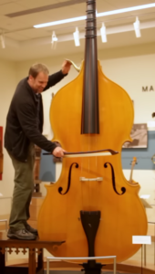 Seltene Instrumente: Der Octobass hat eingentlich den ersten Platz verdient...