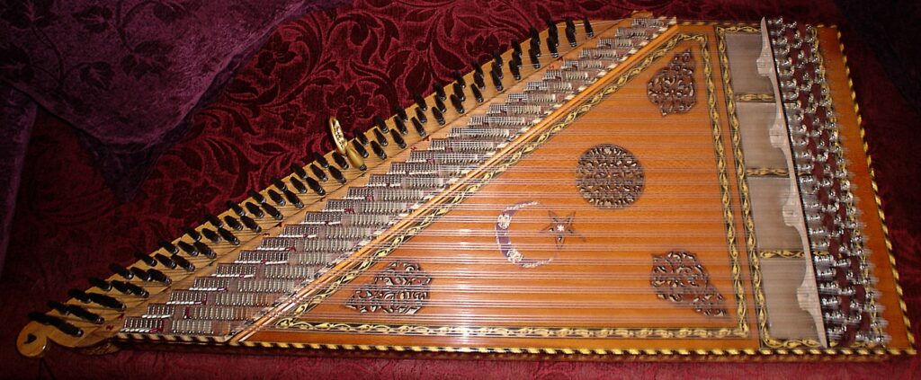 Kanun Instrument - musik-zubehoer.com