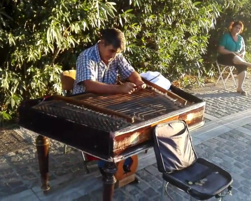 griechische_instrumente_santouri griechische_instrumente_santouri